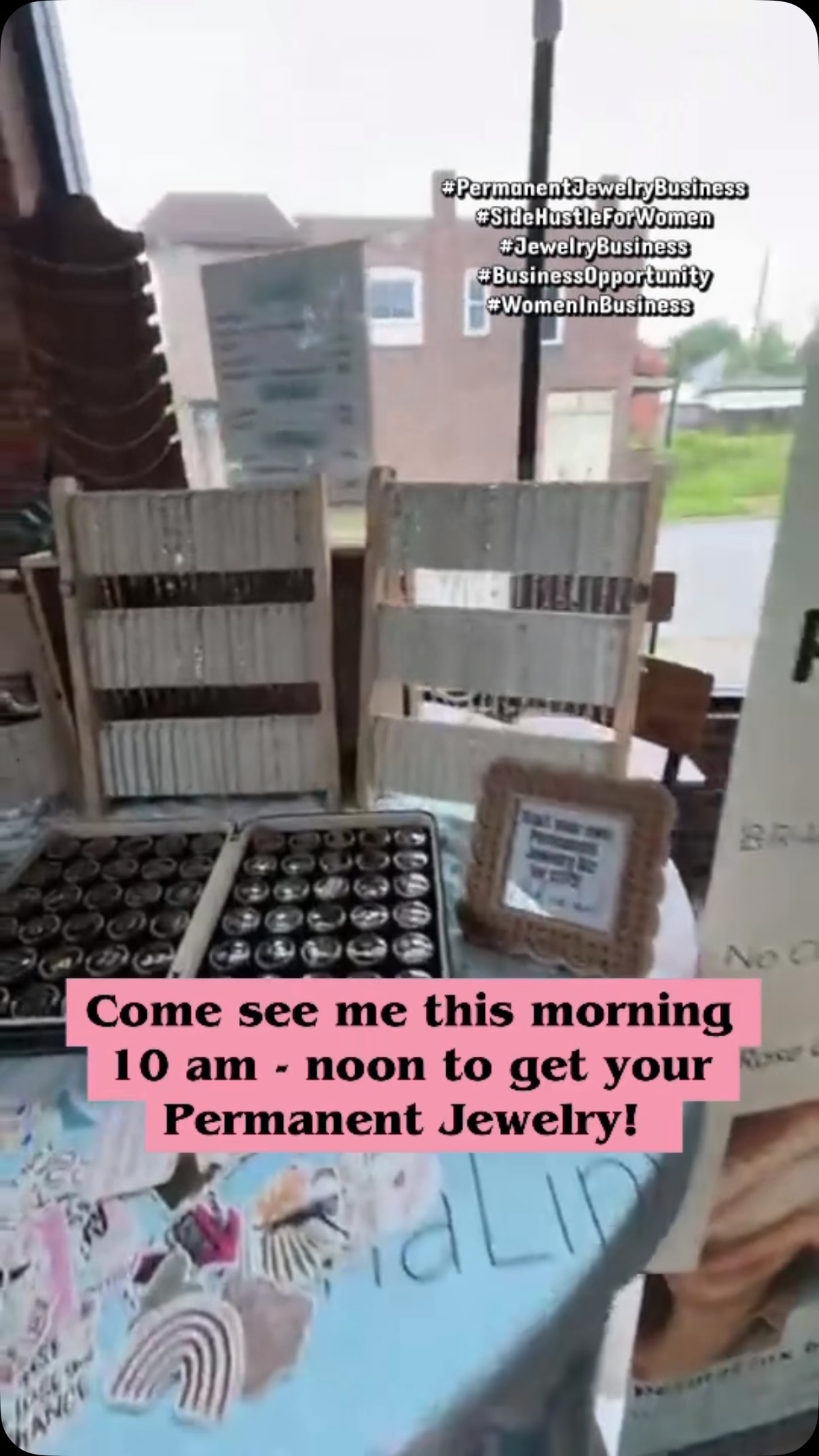 Grab a coffee and get linked this morning! I will be there 10 am - noon! ☕️🔗

#permanentjewelry #permanentjewelryexperience #permanentjewelrybusiness